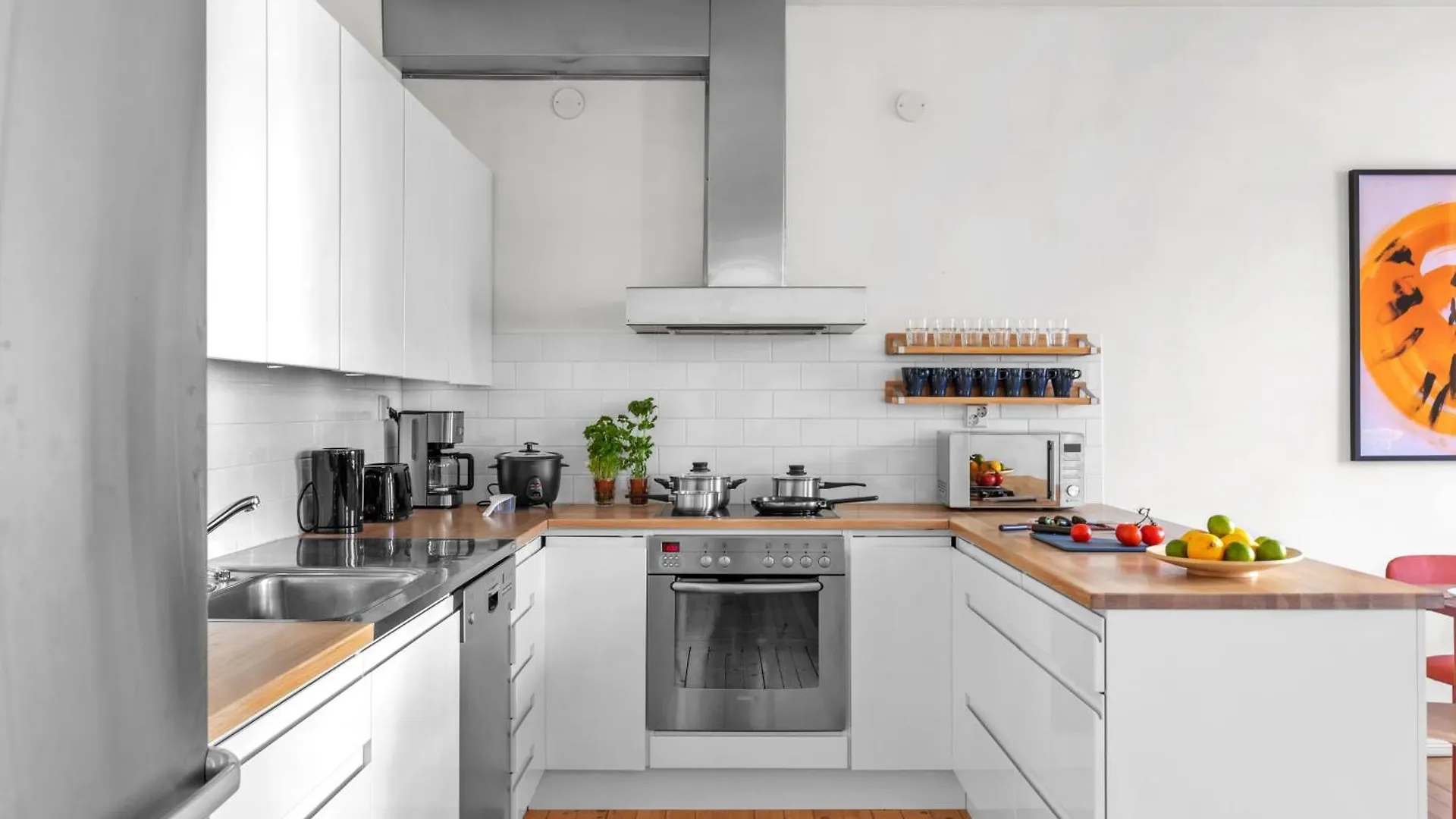 Apartment The Best Area W Free Parking Garage, 200M Tram And Bus Helsinki